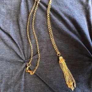 Dangly necklace